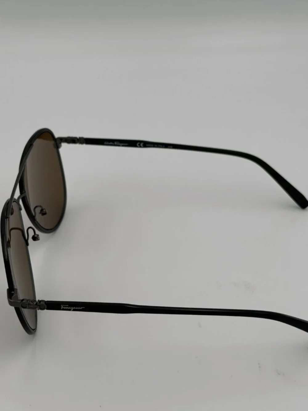Salvatore Ferragamo SF181S 001 Aviator Sunglasses Brown Lens Missing Nose Pads